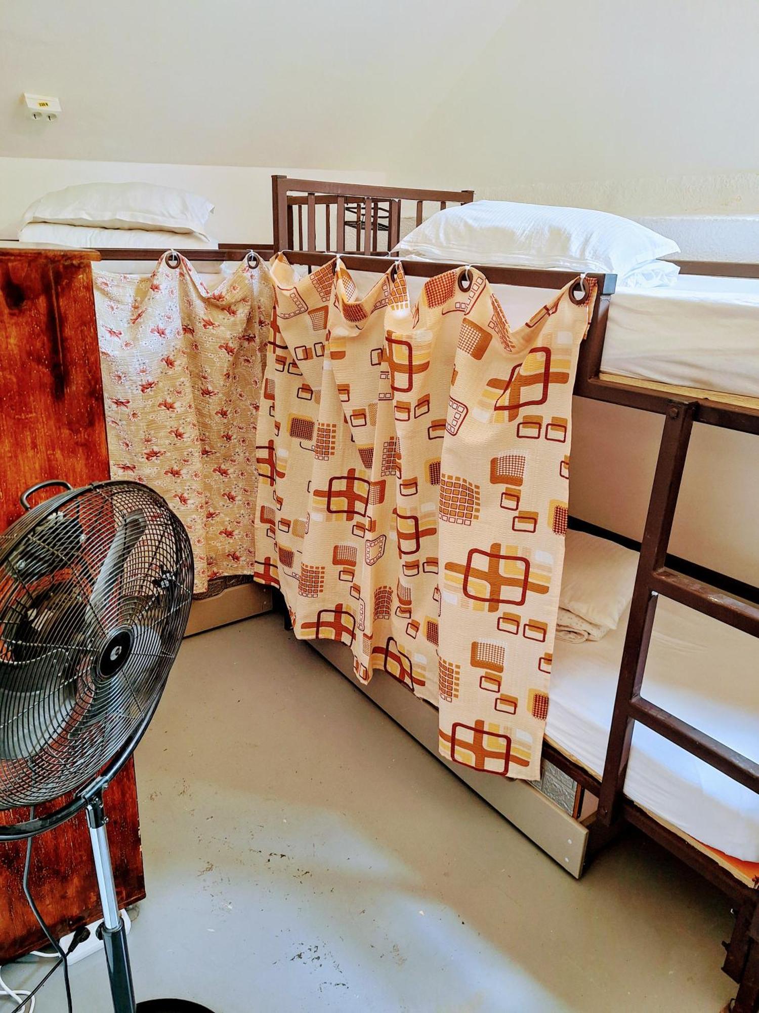 Downtown Hostel Braşov Dış mekan fotoğraf