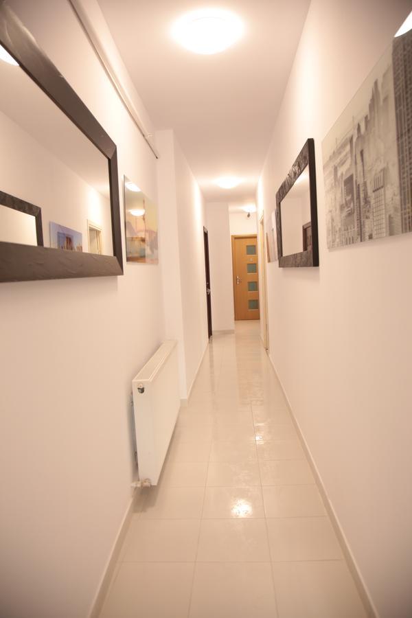 Downtown Hostel Braşov Dış mekan fotoğraf