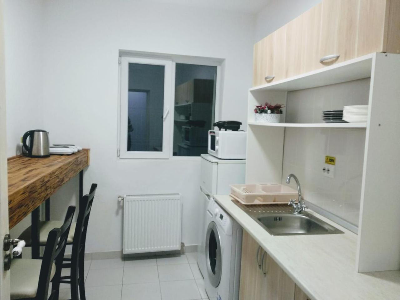 Downtown Hostel Braşov Dış mekan fotoğraf
